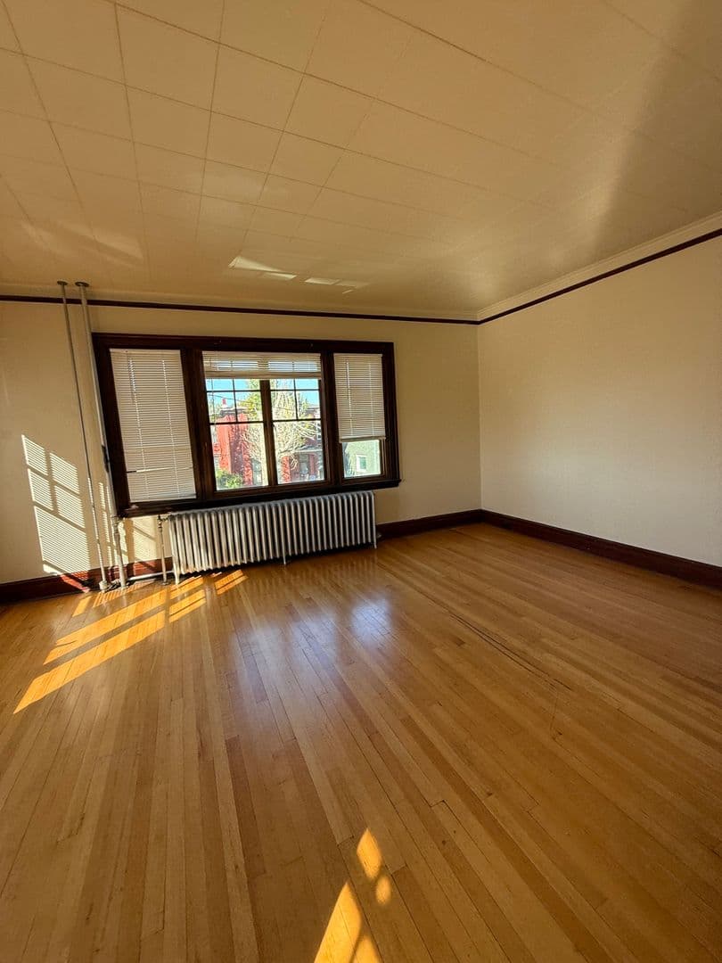 Butte Apartment: 230 S Washington