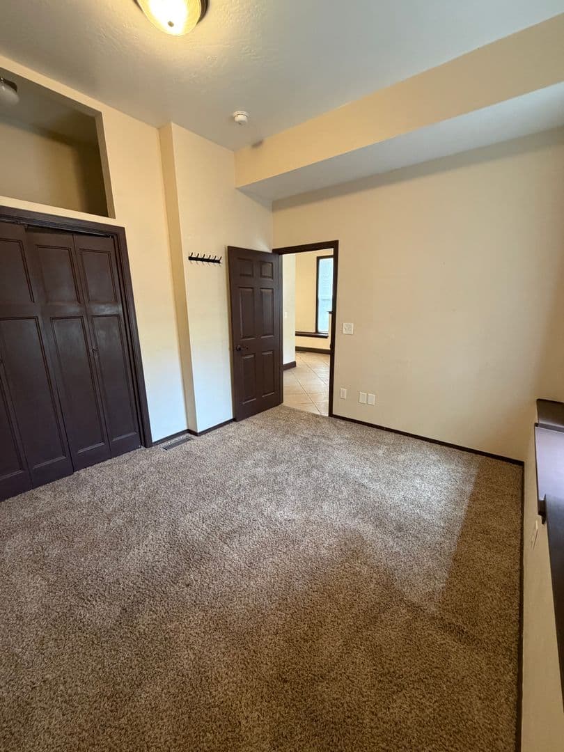 Butte MT Apartment: 941- 943 W Granite