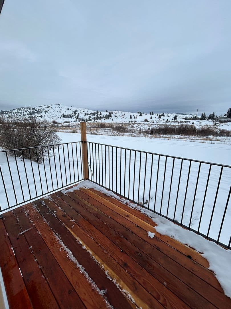Butte House: 1242 Grizzly Trail