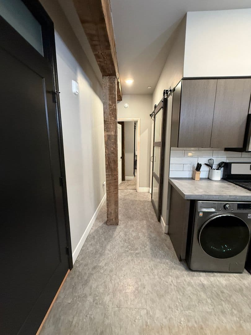 Butte Apartment: 305 N Alaska