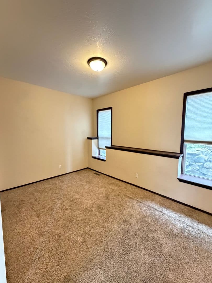 Butte MT Apartment: 941- 943 W Granite