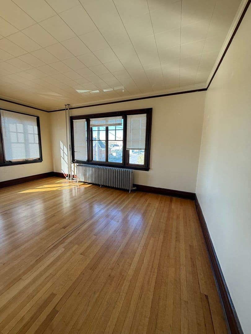 Butte Apartment: 230 S Washington