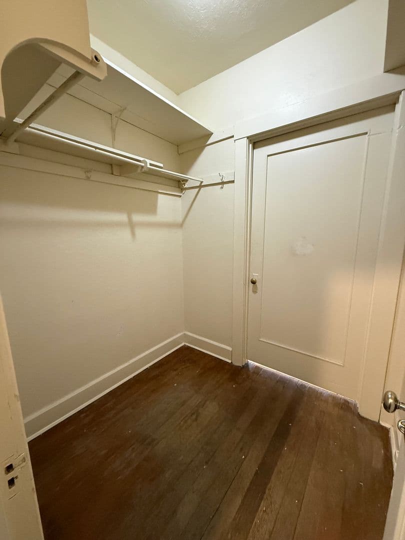 Butte Apartment: 230 S Washington