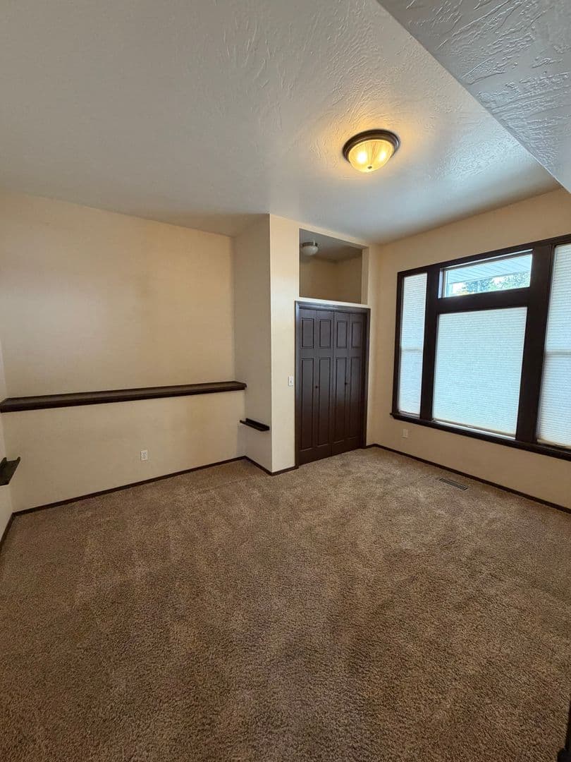 Butte MT Apartment: 941- 943 W Granite
