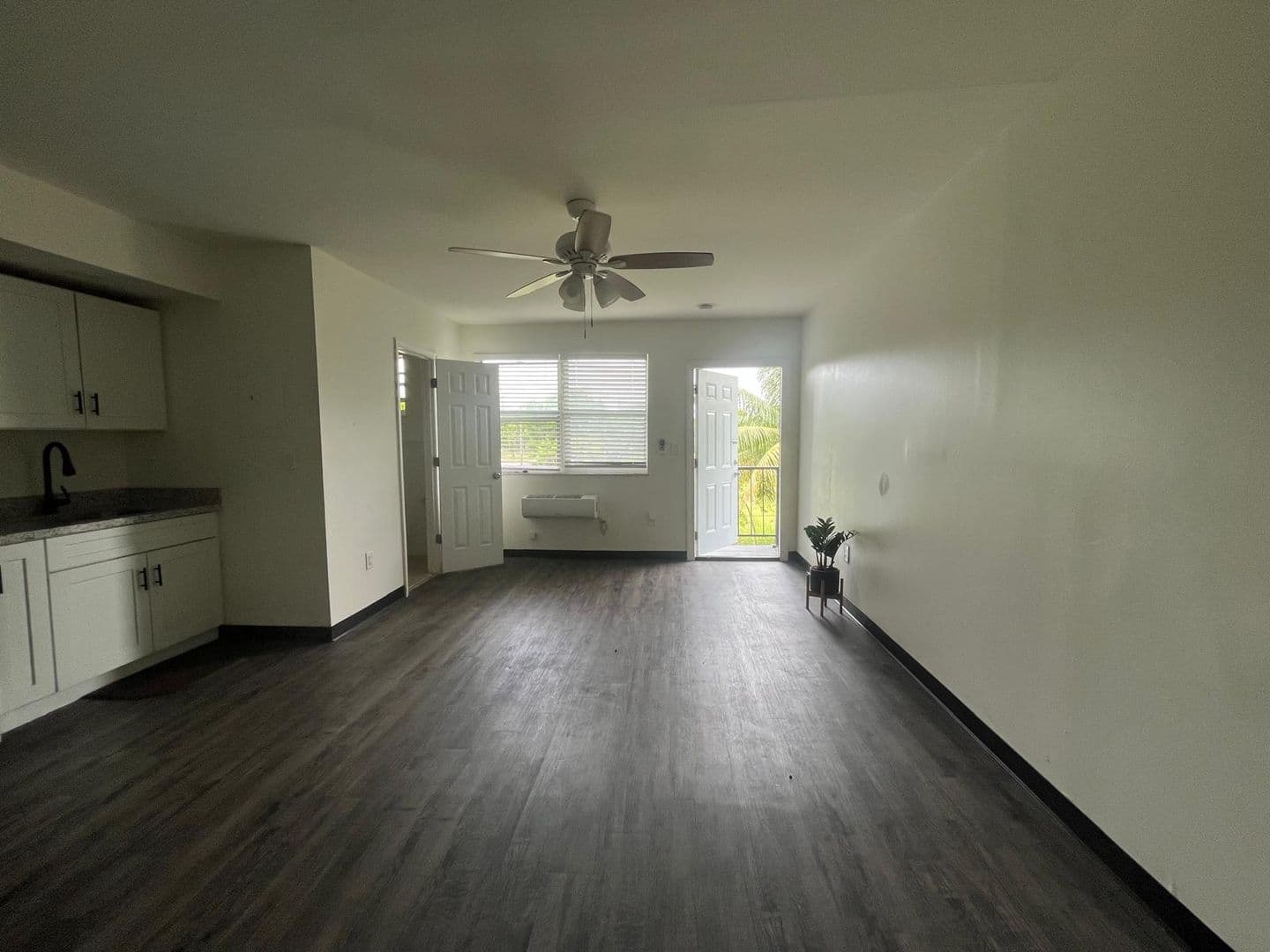 miami Apartment: 467 NW 8TH ST