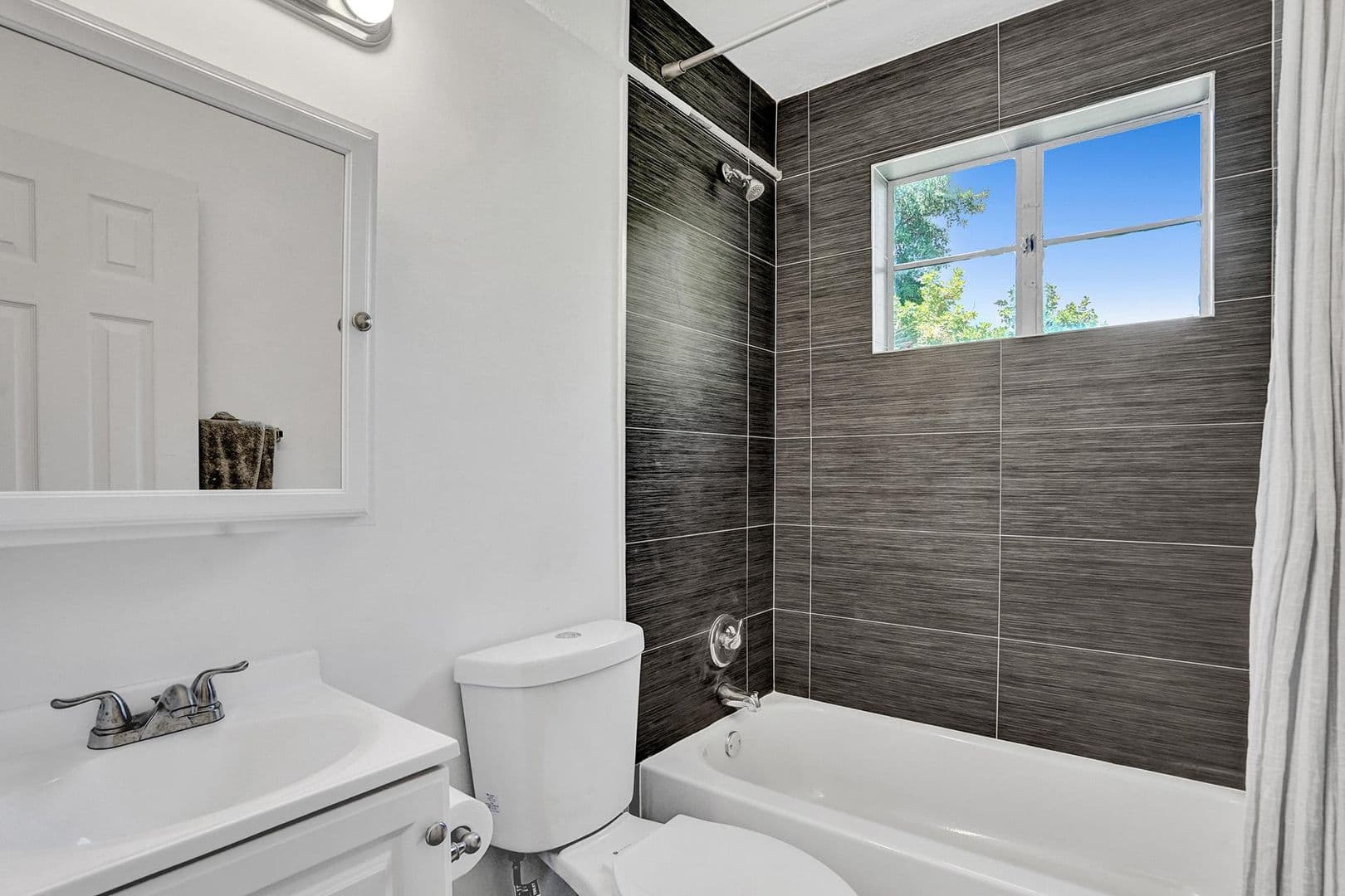 Miami Apartment: 708 NW 4th Ave
