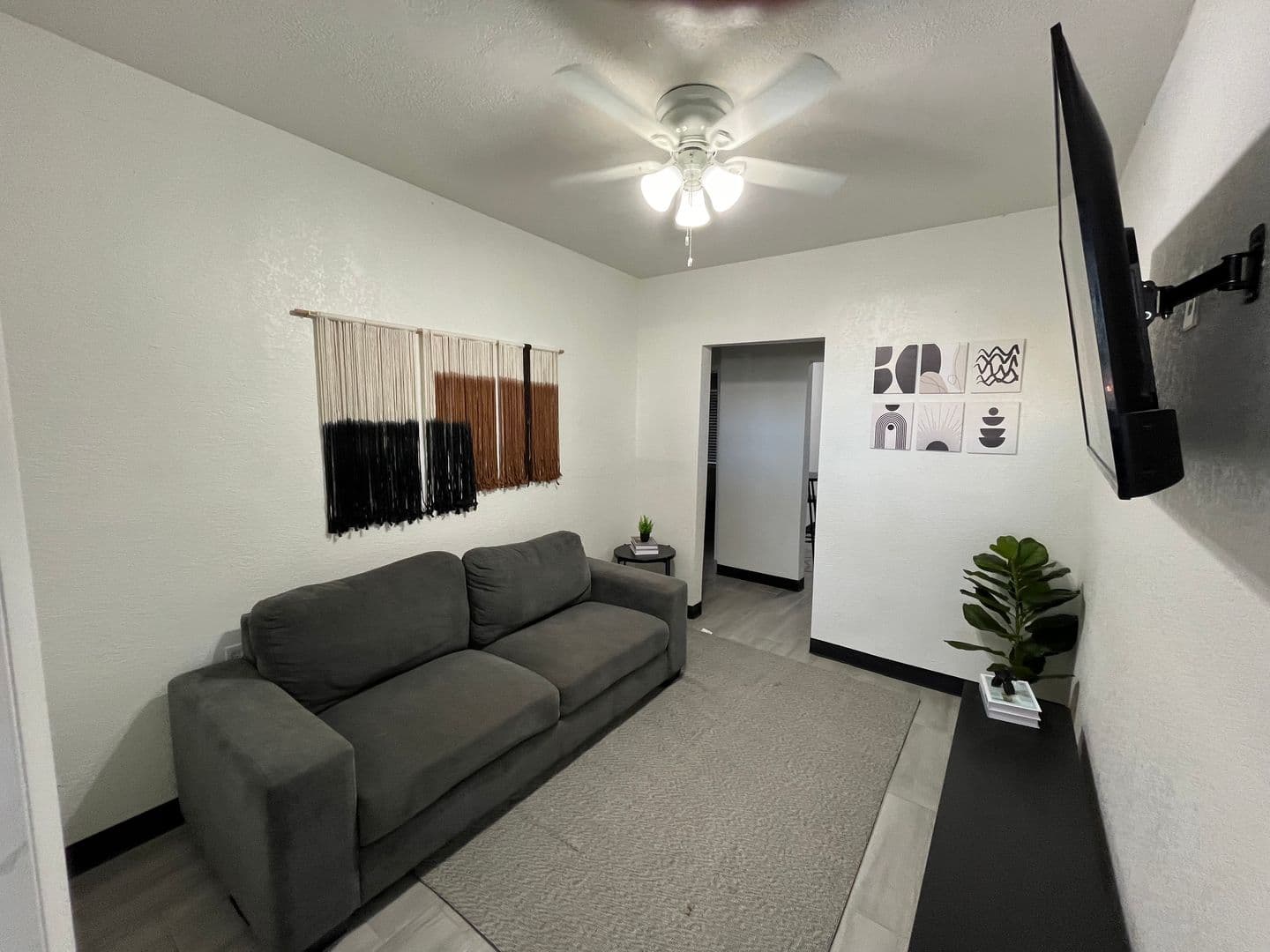 miami Apartment: 140 Nw 13th st