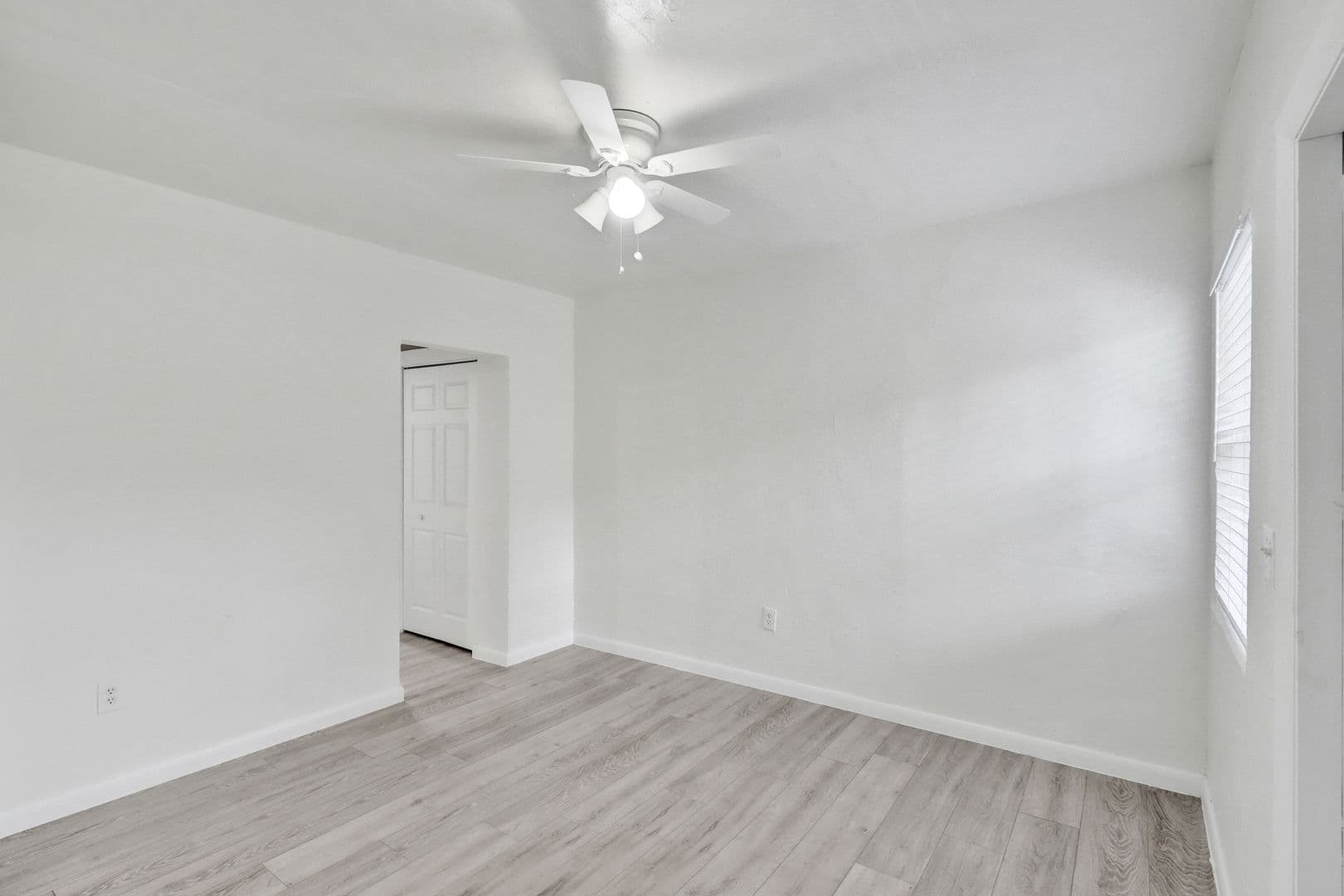 Miami Apartment: 200 nw 13th st