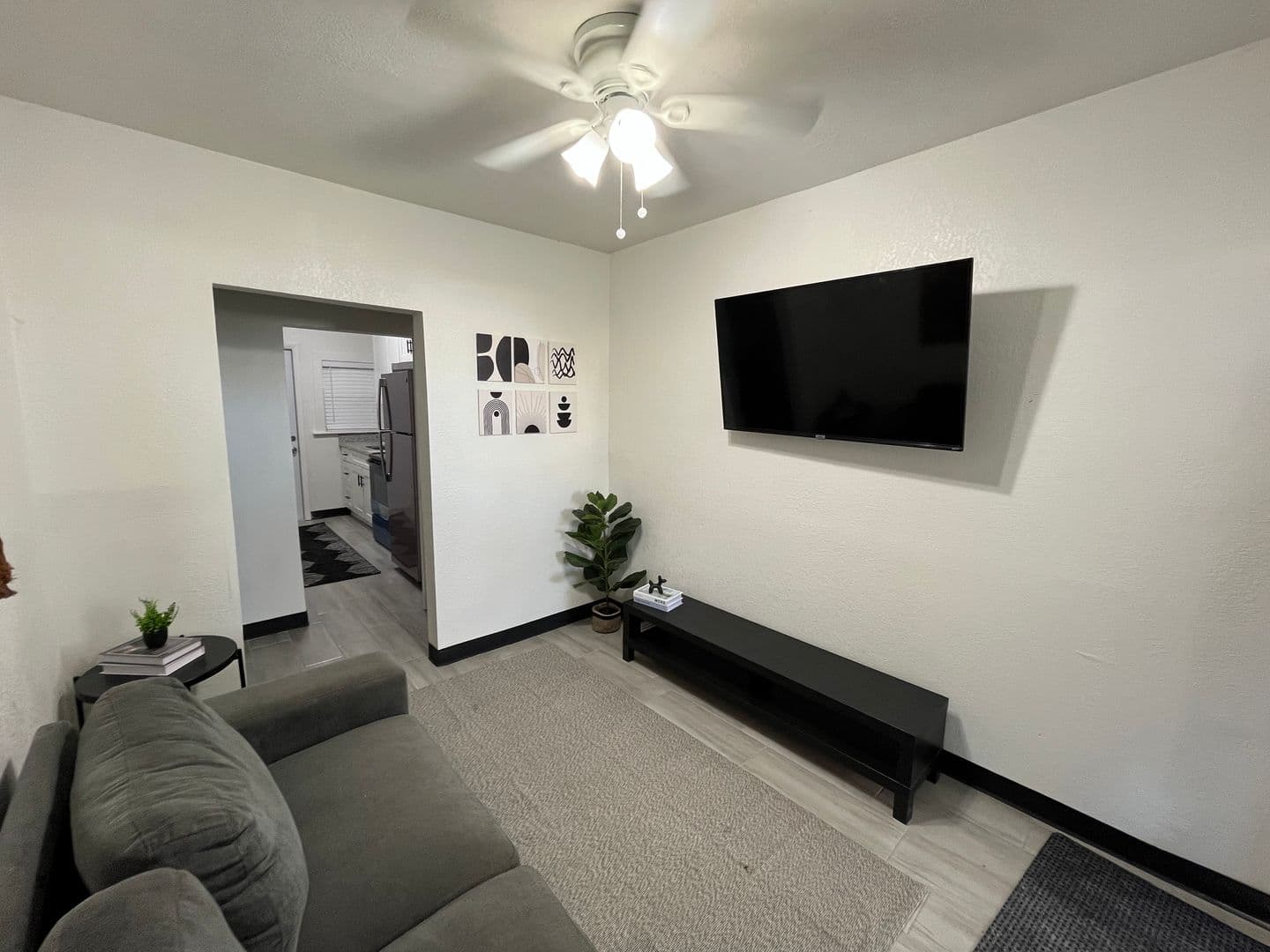 miami Apartment: 140 Nw 13th st