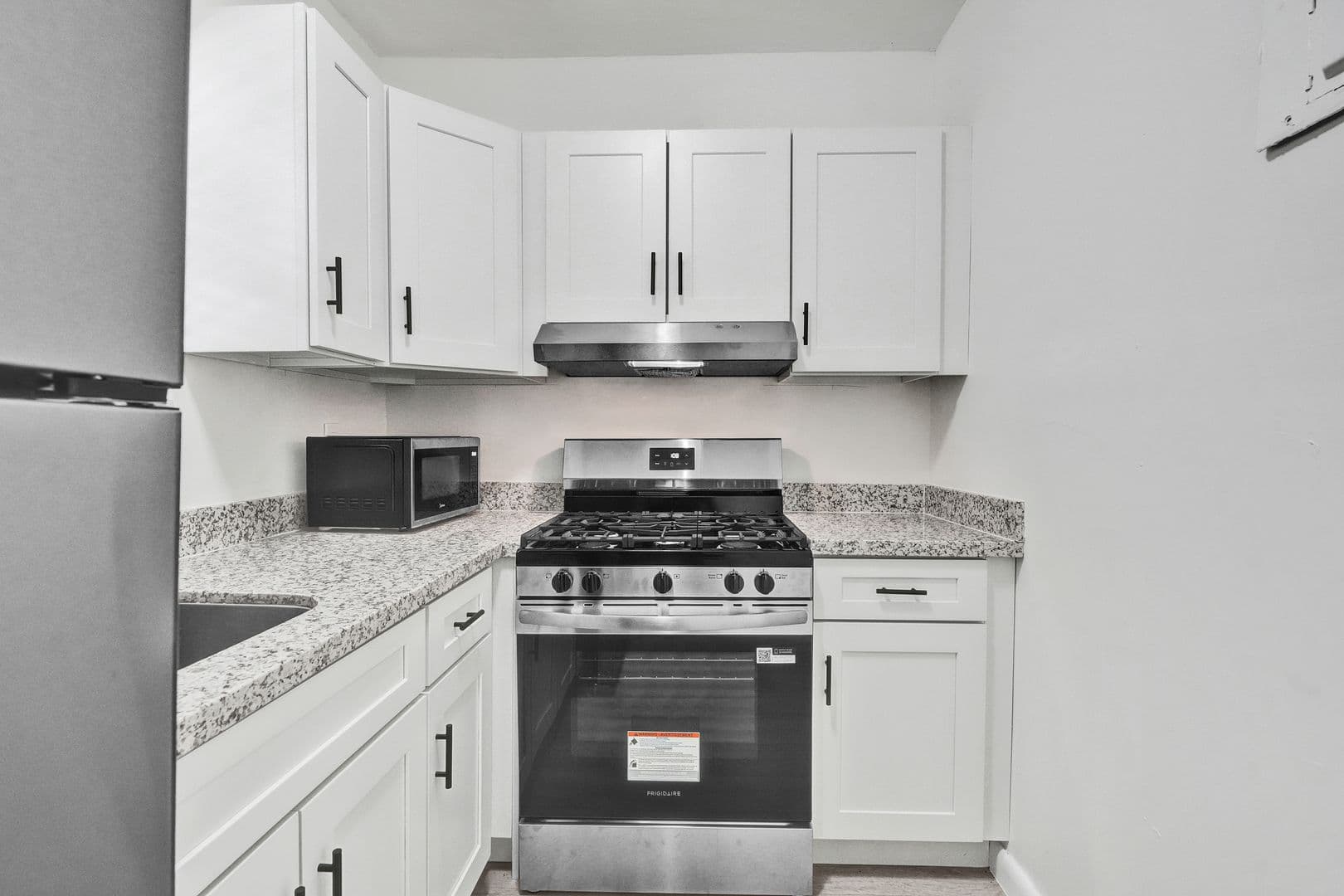 Miami Apartment: 200 nw 13th st