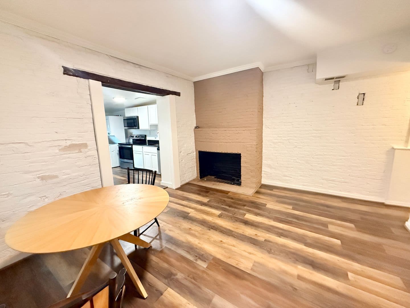 Baltimore Apartment: 1624 Aliceanna St.