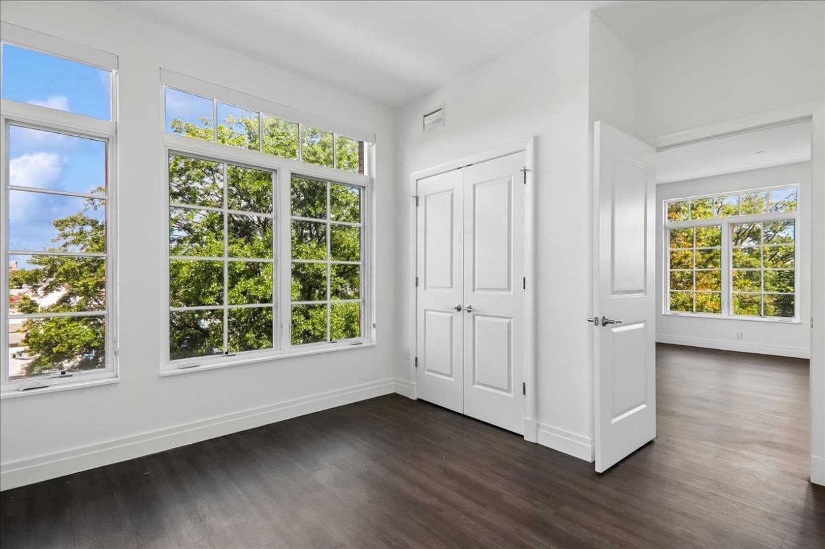 Washington Apartment: 3225 Georgia Avenue NW