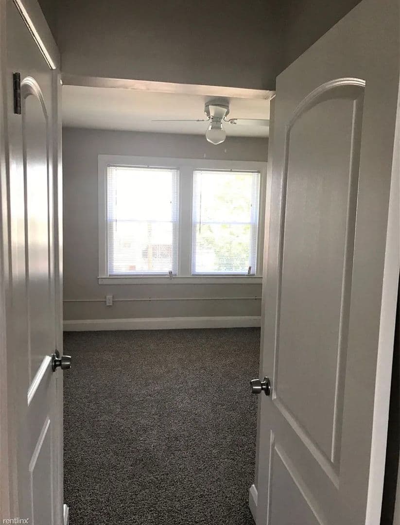 Baltimore Apartment: 4001 Fairhaven Ave
