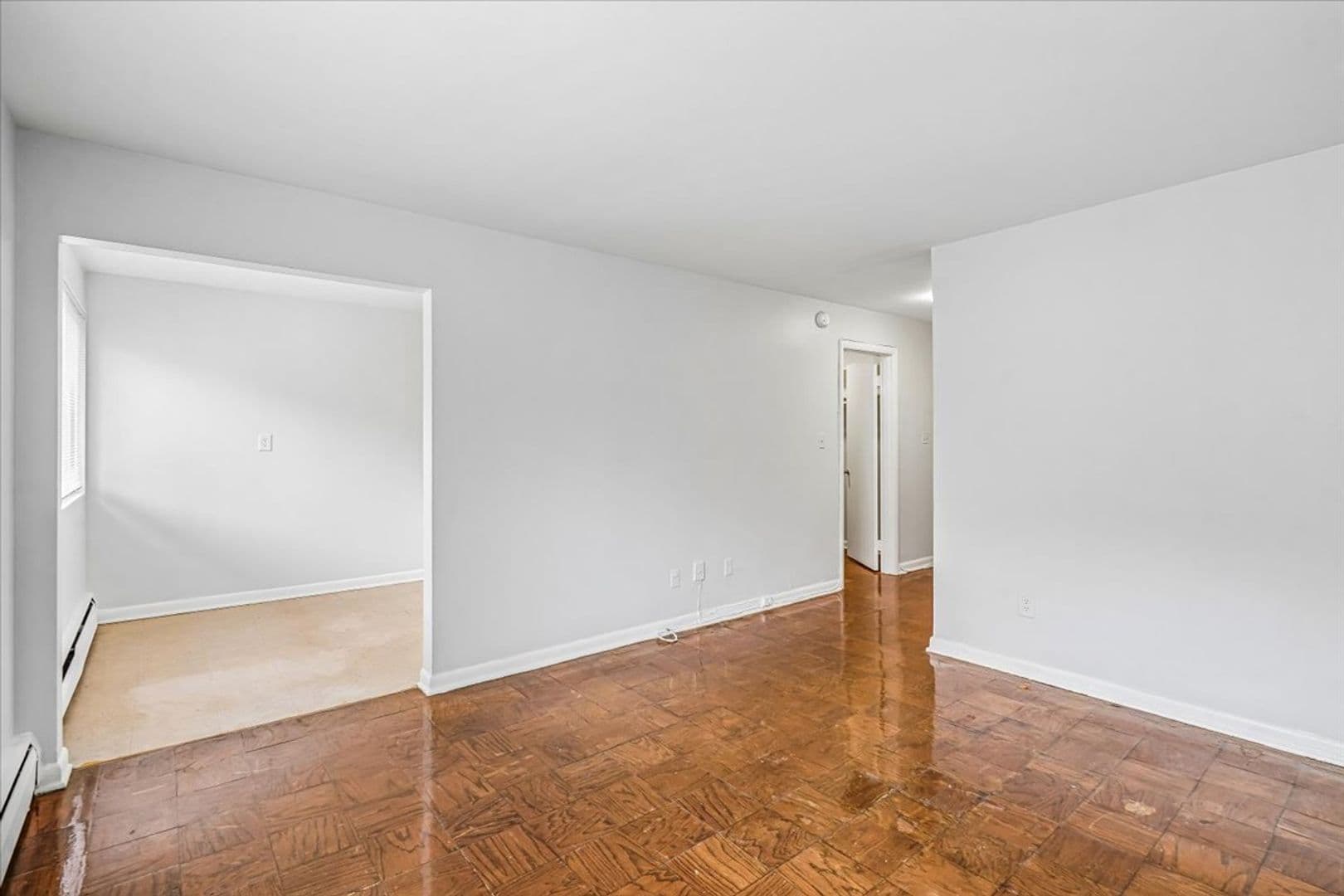 Washington Apartment: 1714 Summit Place NW