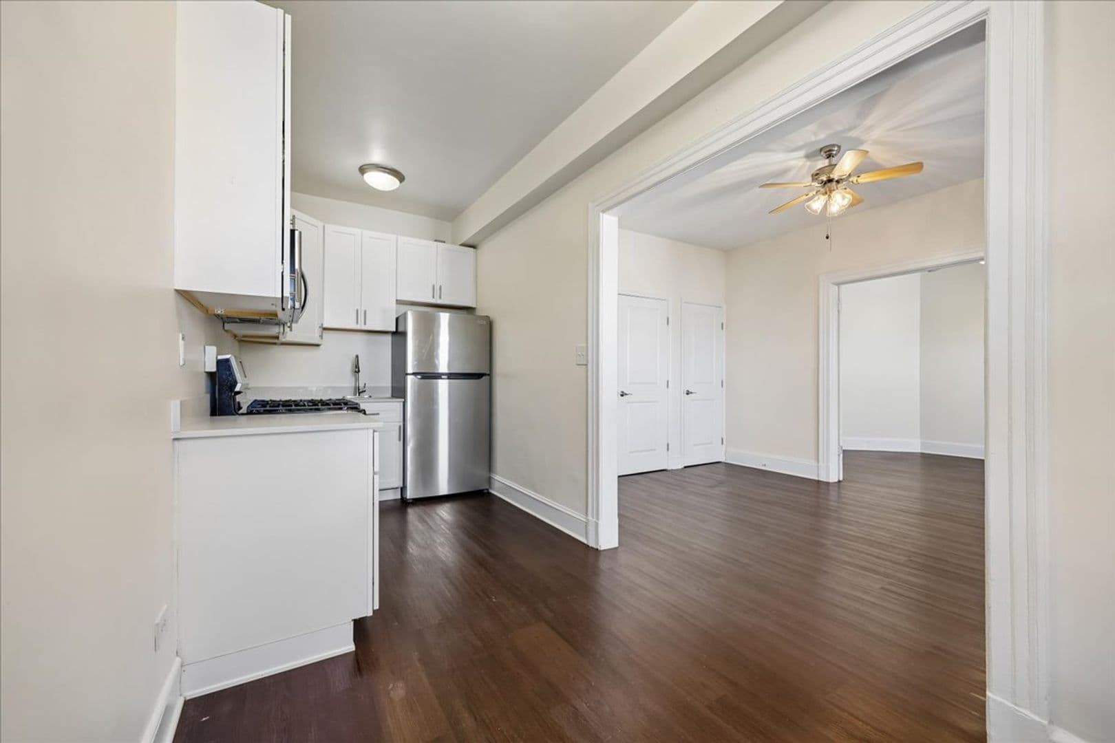 Washington Apartment: 1616 16th Street NW