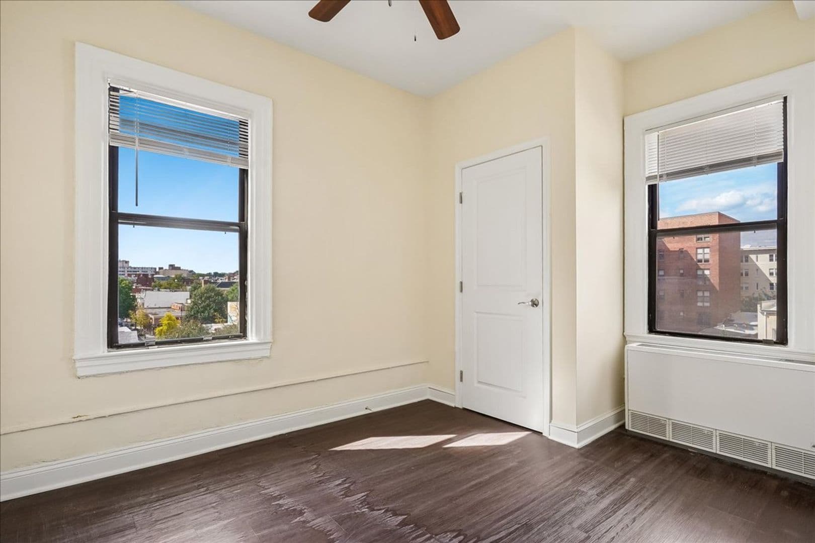Washington Apartment: 1616 16th Street NW