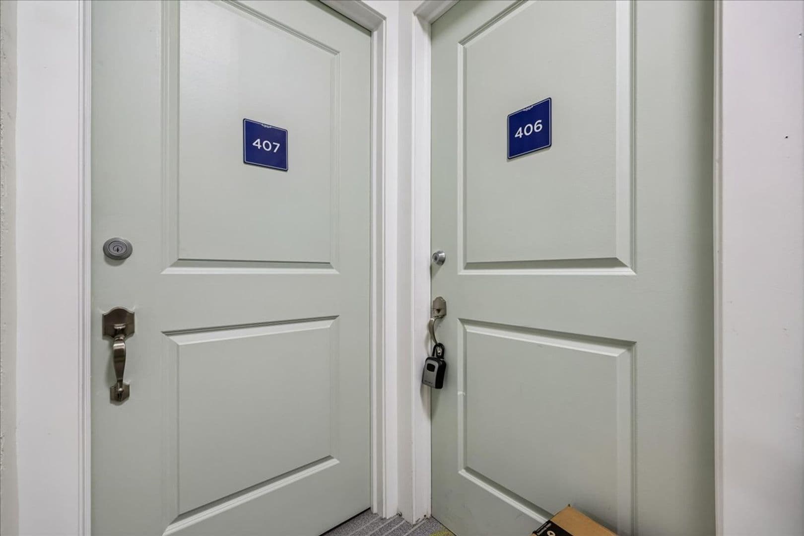 Washington Apartment: 1616 16th Street NW