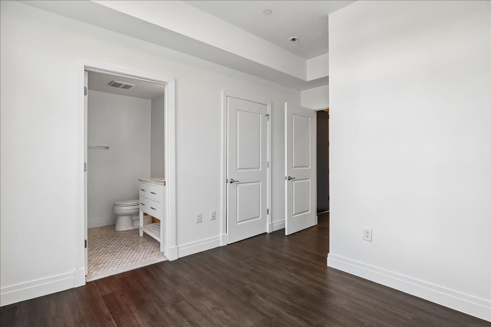 Washington Apartment: 3225 Georgia Avenue NW