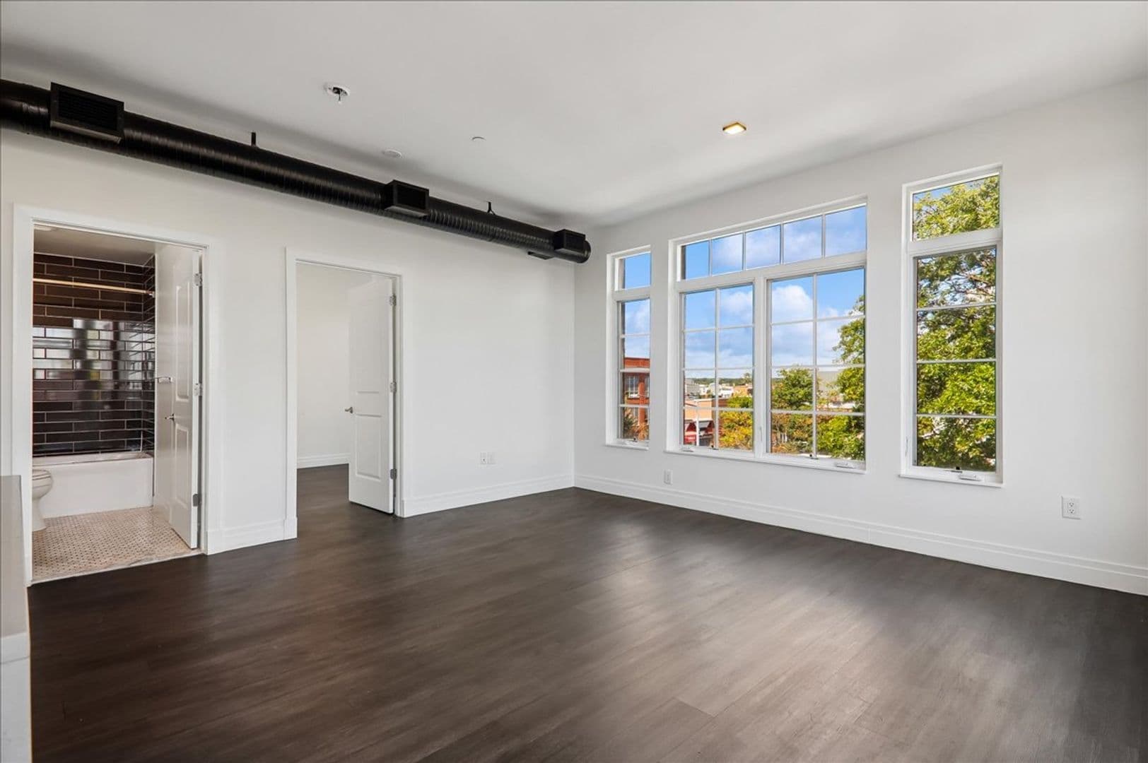 Washington Apartment: 3225 Georgia Avenue NW