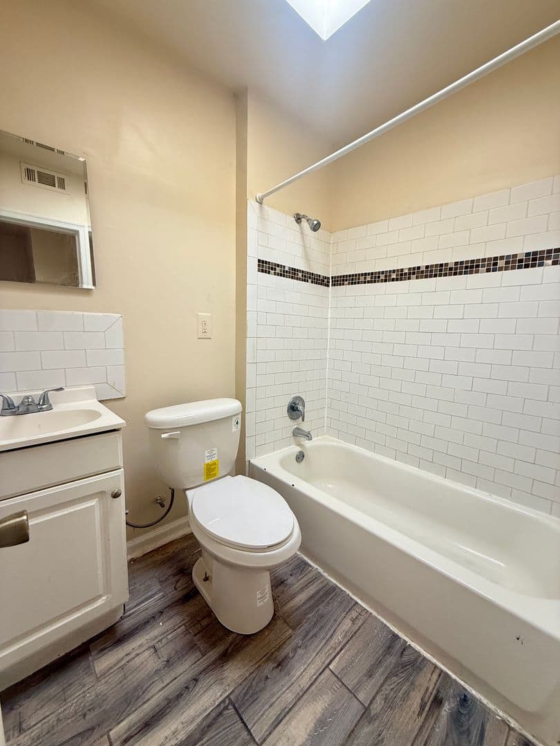 Baltimore Apartment: 4228 6th St