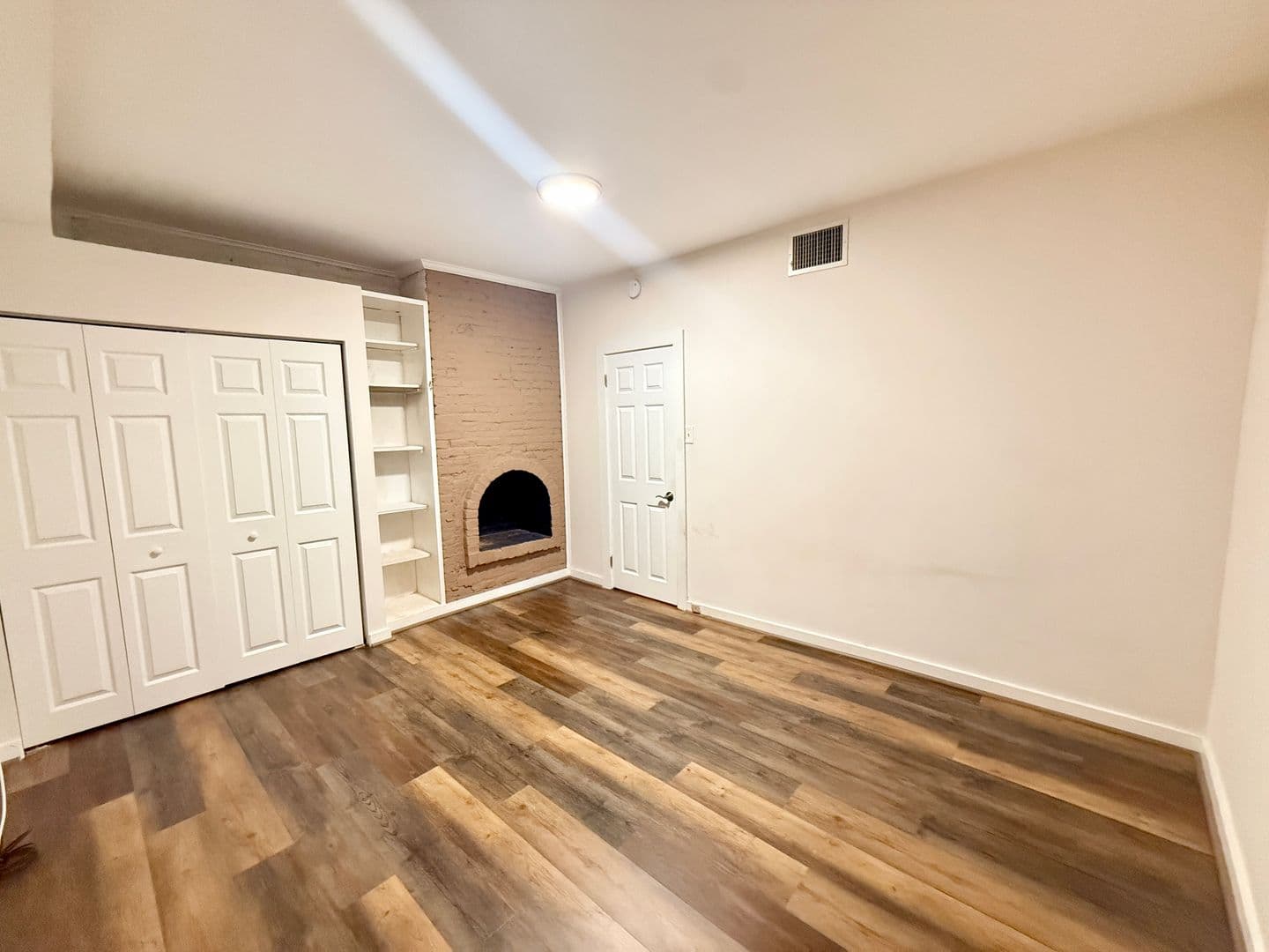 Baltimore Apartment: 1624 Aliceanna St.