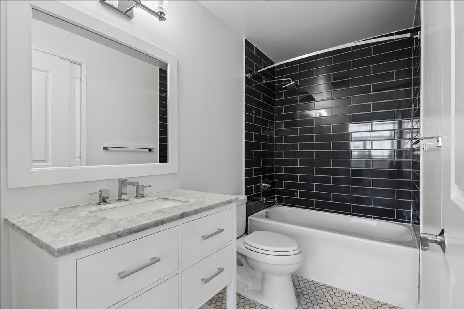 Washington Apartment: 3225 Georgia Avenue NW