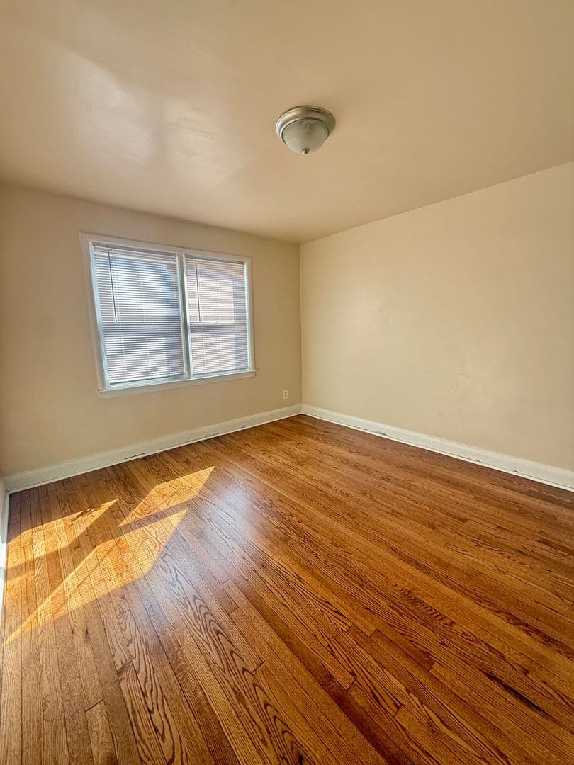 Baltimore Apartment: 4228 6th St