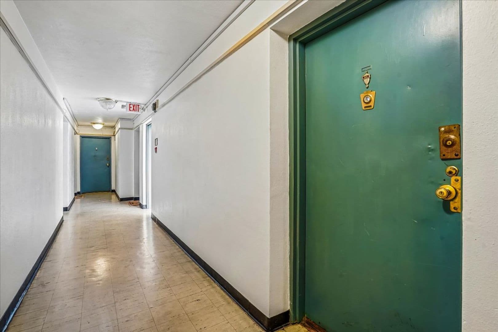 Washington Apartment: 1714 Summit Place NW
