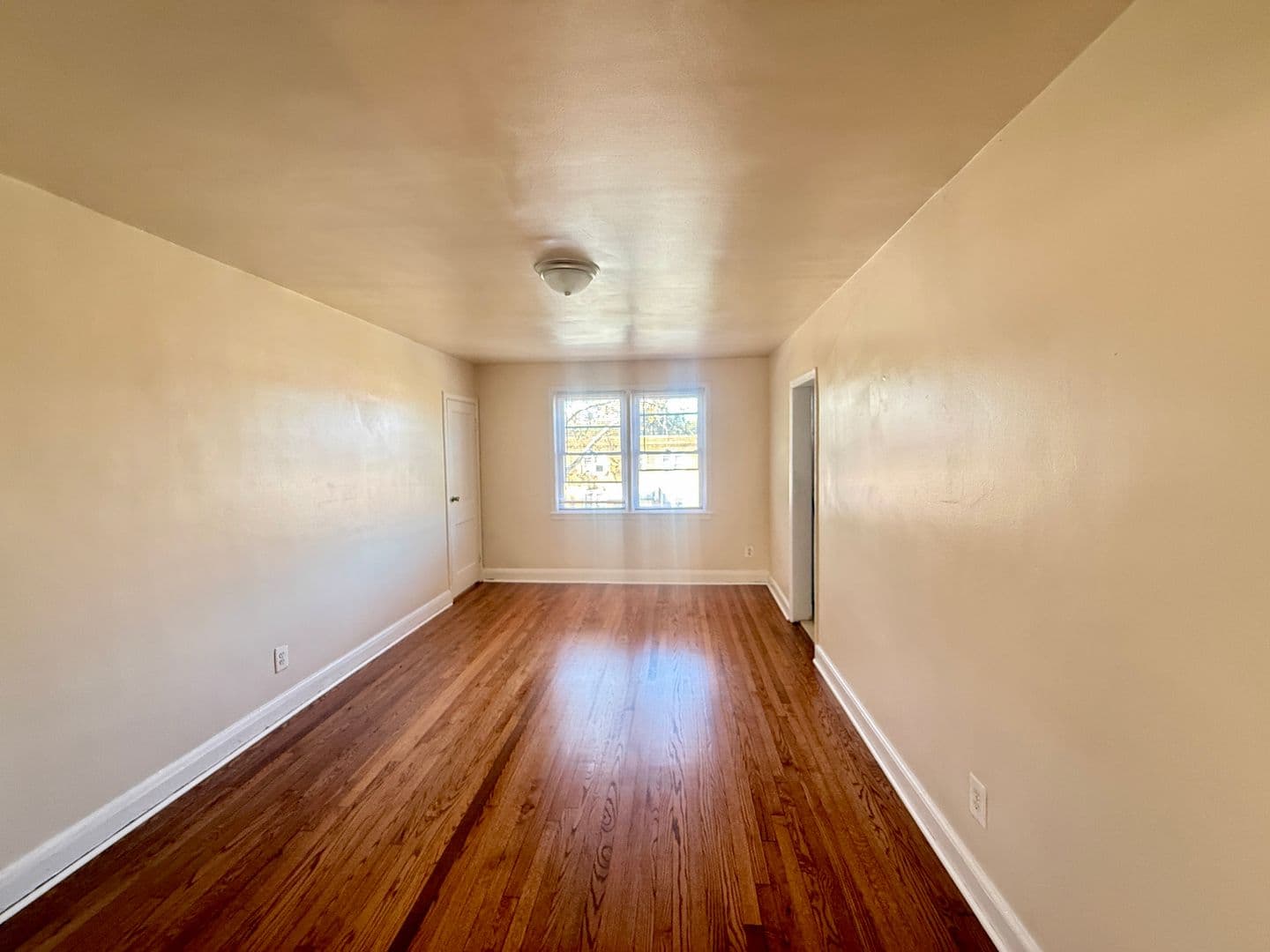 Baltimore Apartment: 4228 6th St