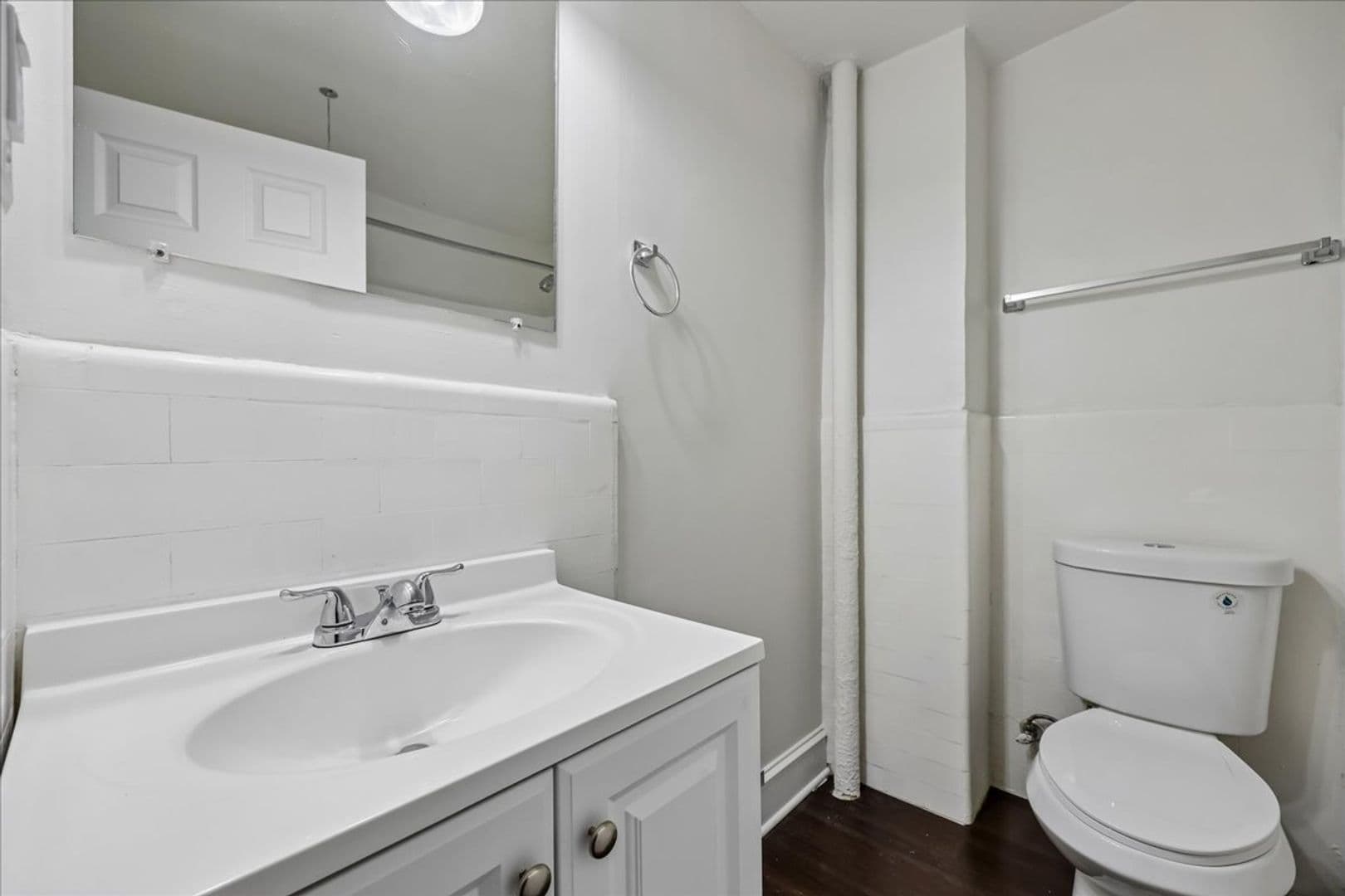 Washington Apartment: 1616 16th Street NW