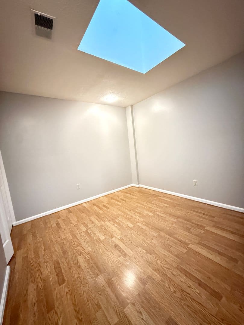 Baltimore Apartment: 215 S Eaton Street