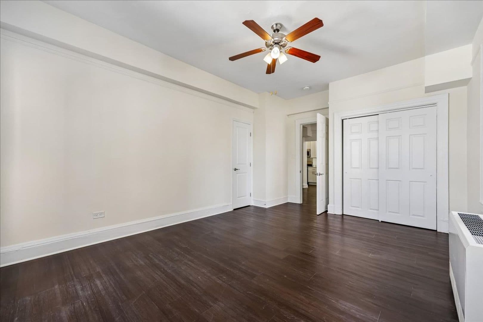 Washington Apartment: 1616 16th Street NW