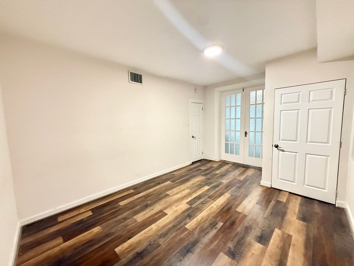 Baltimore Apartment: 1624 Aliceanna St.