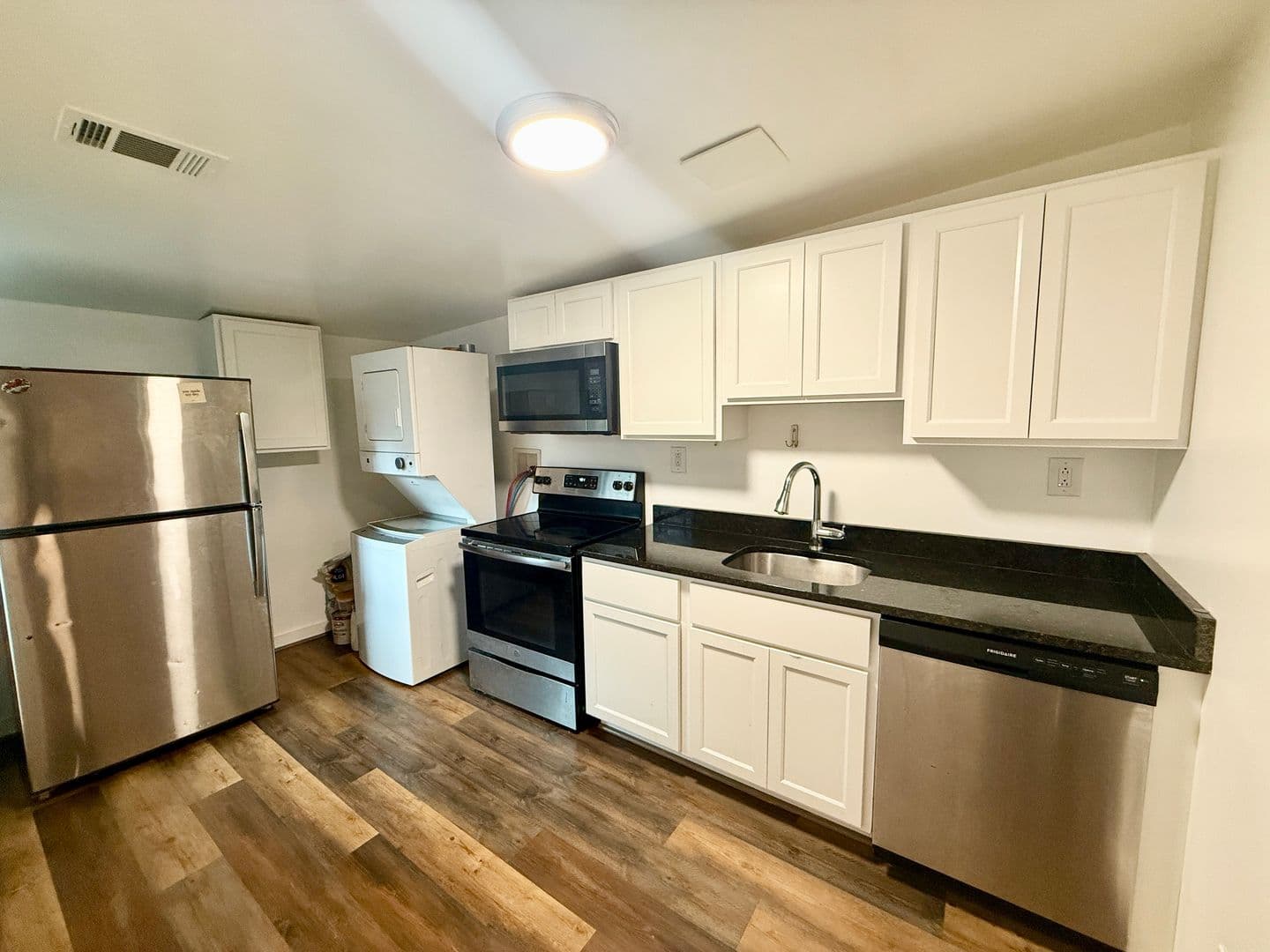 Baltimore Apartment: 1624 Aliceanna St.