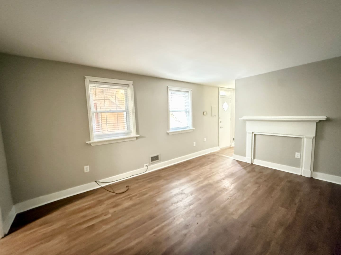 Baltimore Apartment: 506 W Franklin street