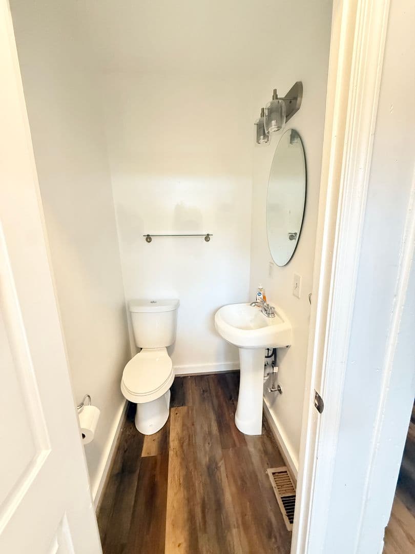 Baltimore Apartment: 1624 Aliceanna St.