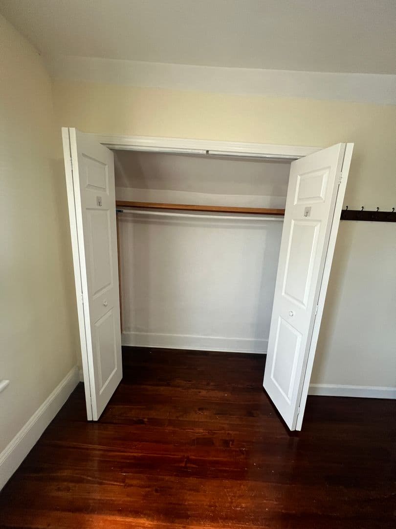 Bridgeport Apartment: 65-67 Fox St