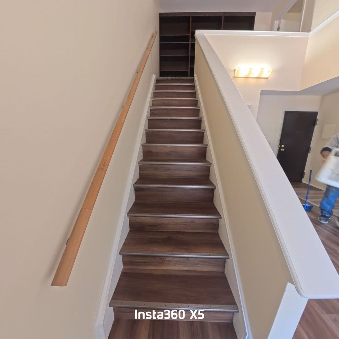 Stratford Apartment: 3699 Broadbridge Ave