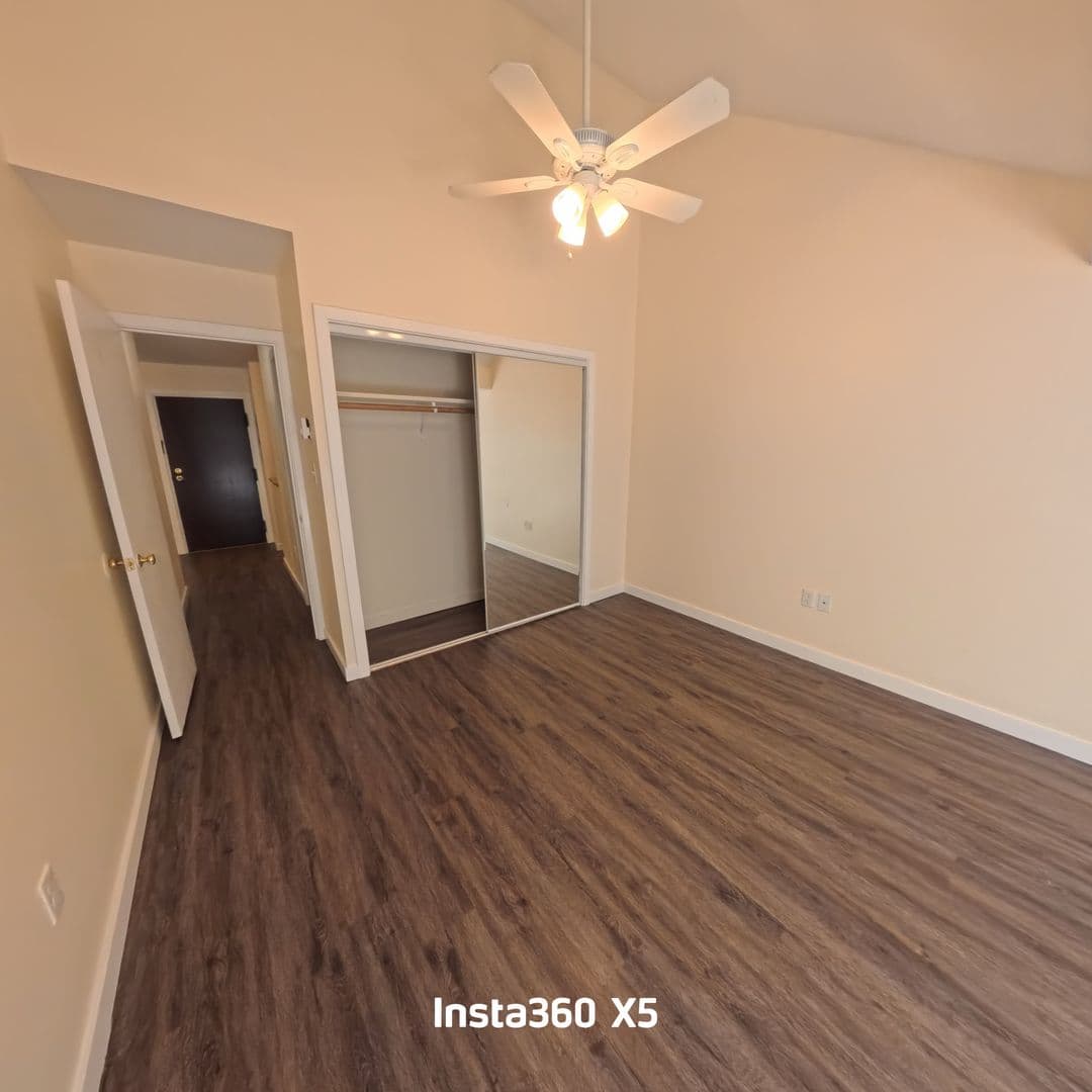 Stratford Apartment: 3699 Broadbridge Ave