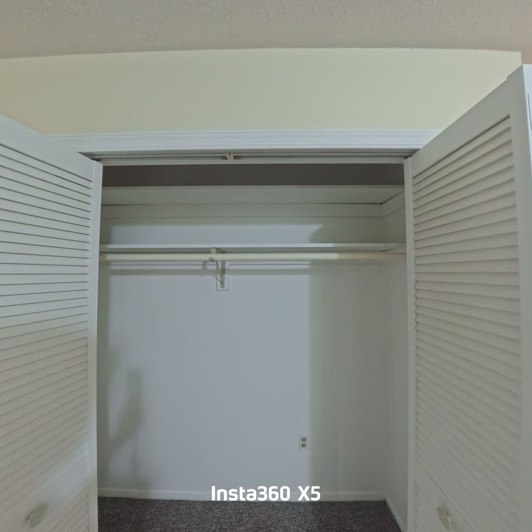 Stratford Apartment: 3699 Broadbridge Ave