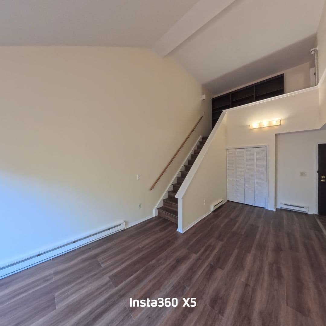 Stratford Apartment: 3699 Broadbridge Ave