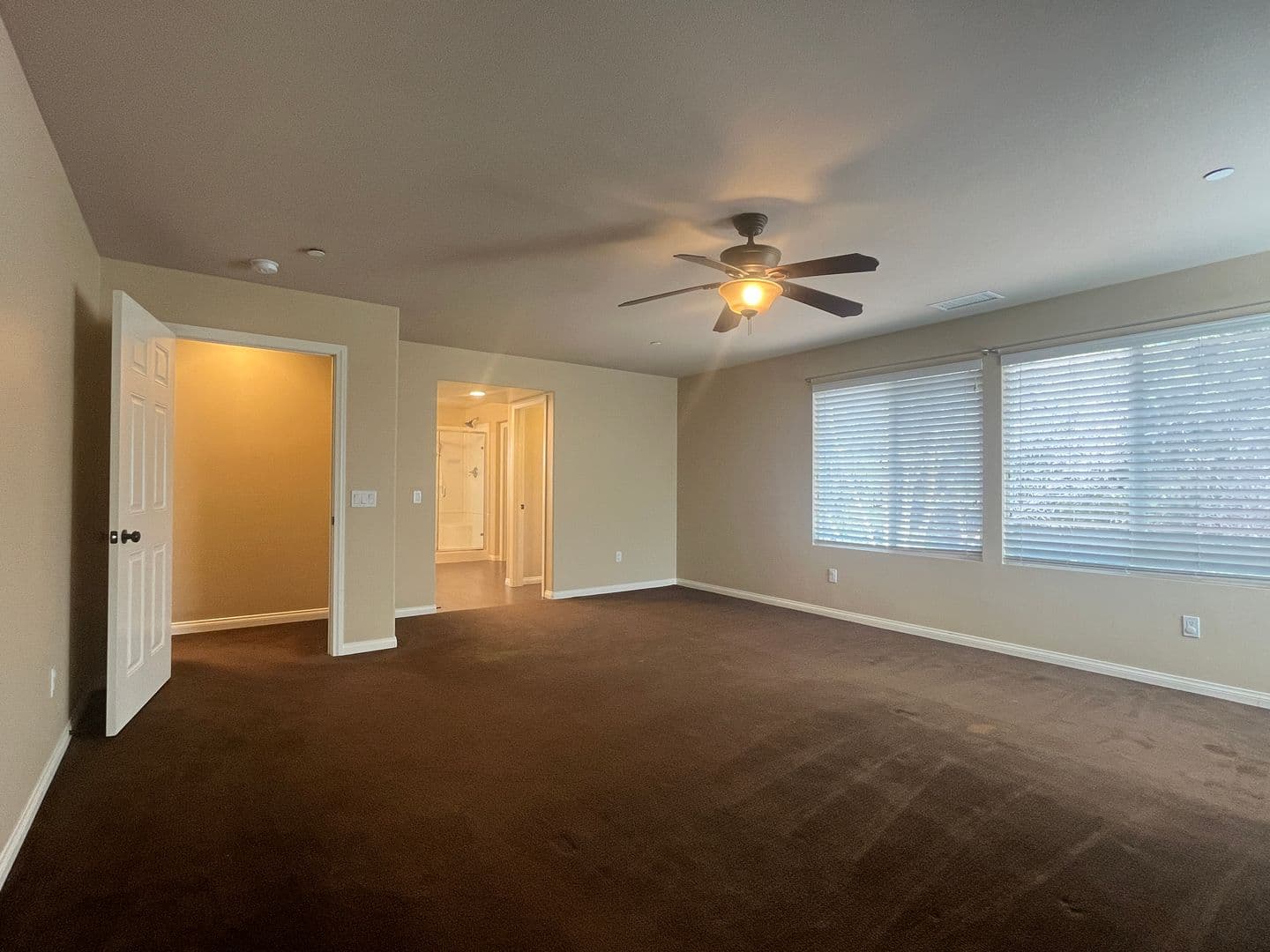 Vista House: 790 Arbor Glen Ln
