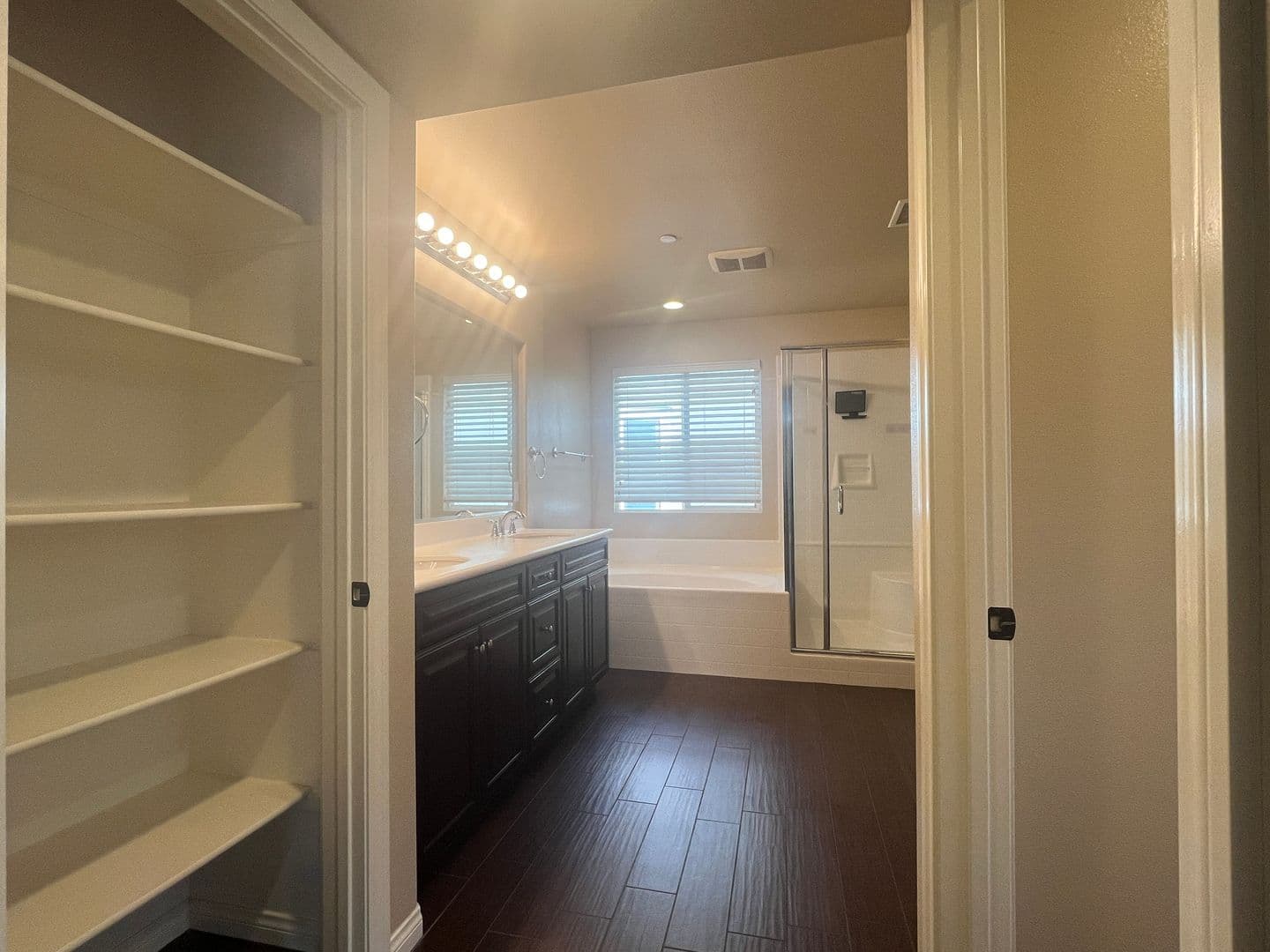 Vista House: 790 Arbor Glen Ln