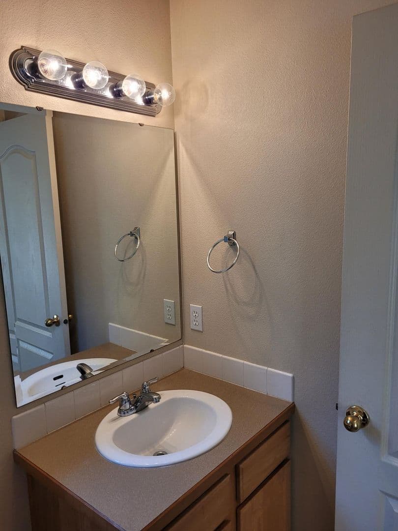 Meridian House: 4450 N. Mooney Falls Way
