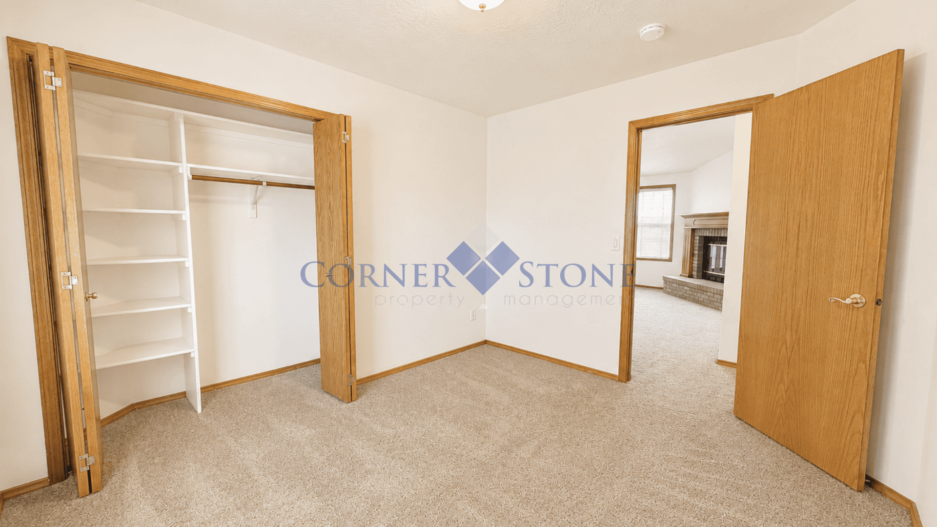 Boise House: 5537 N Tumbleweed Place