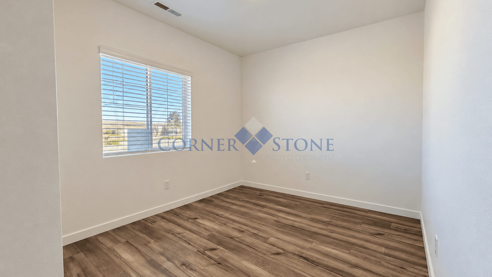 Caldwell House: 15095 Aviaticus Way