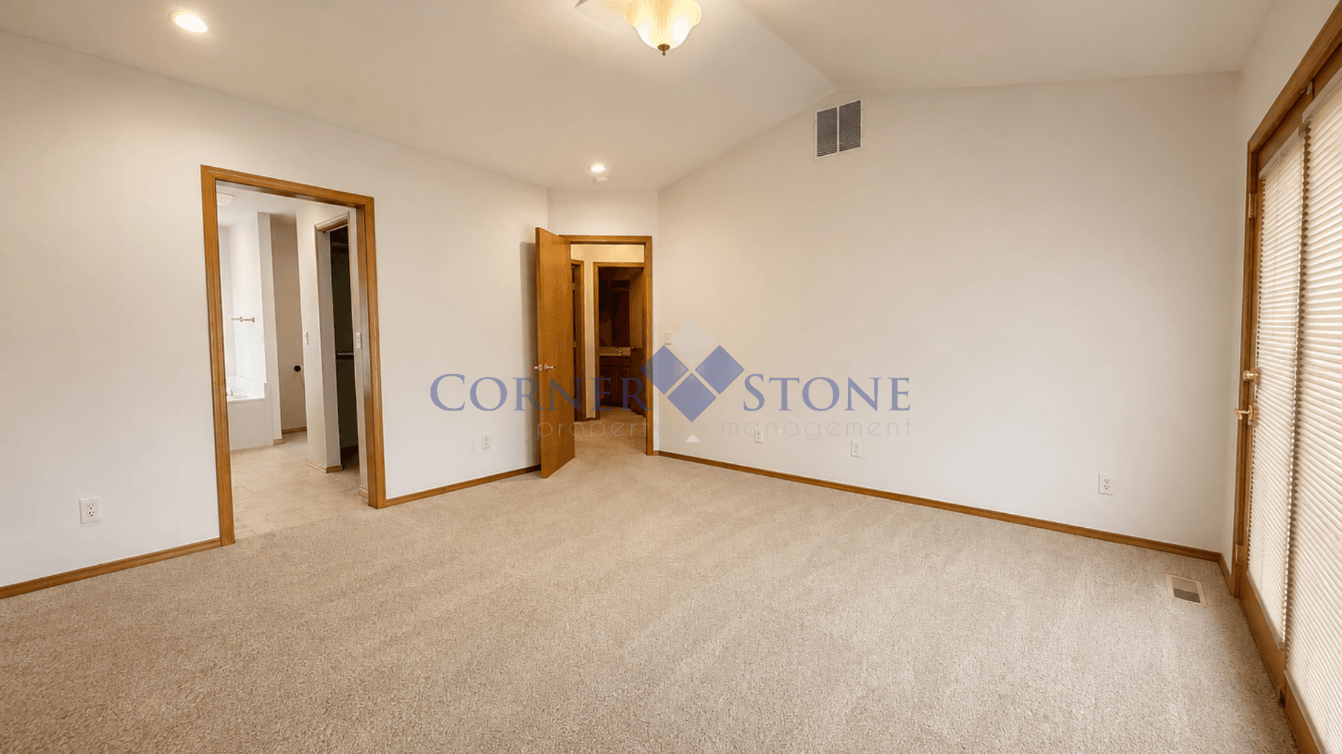 Boise House: 5537 N Tumbleweed Place