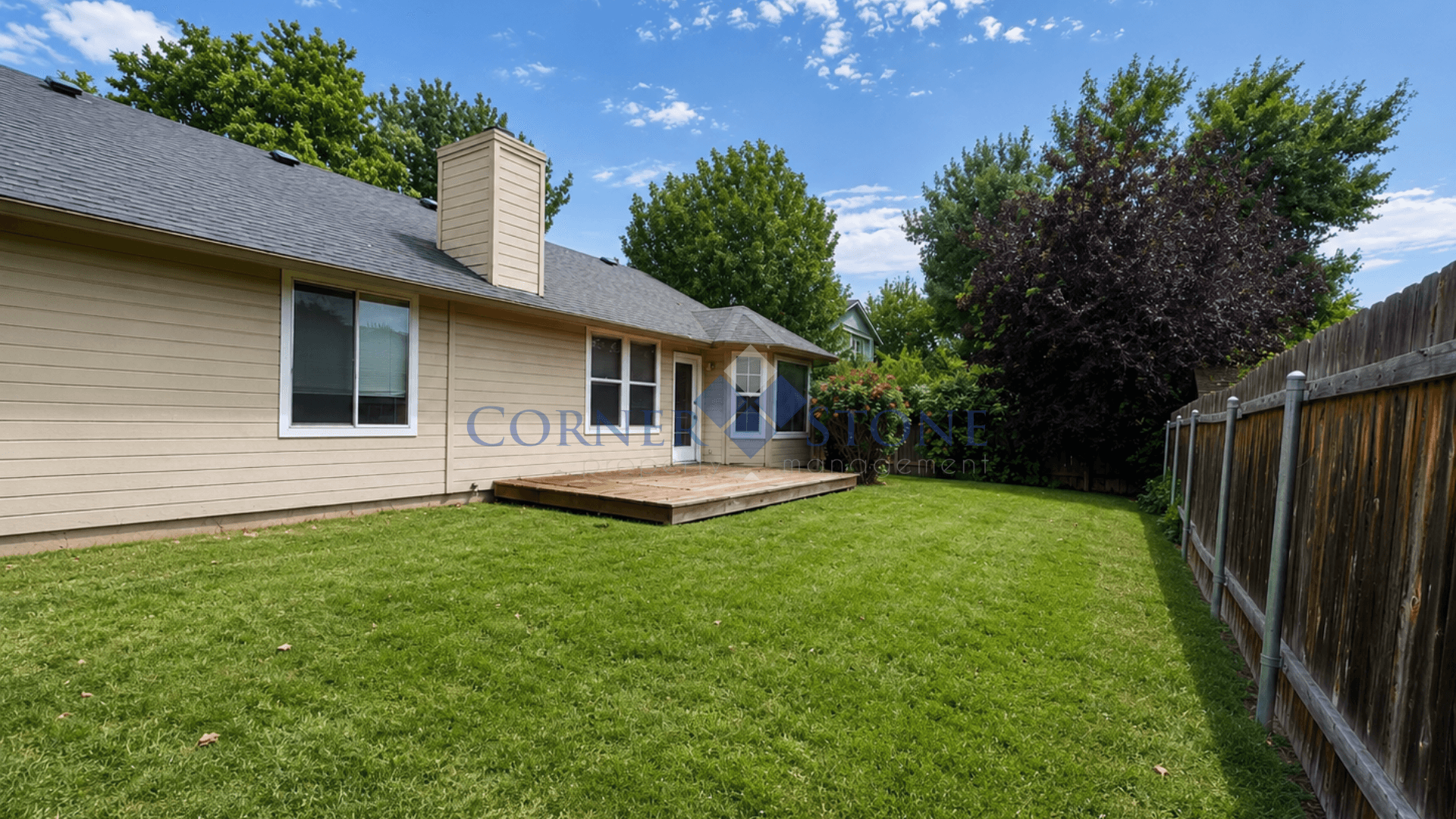 Boise House: 5537 N Tumbleweed Place
