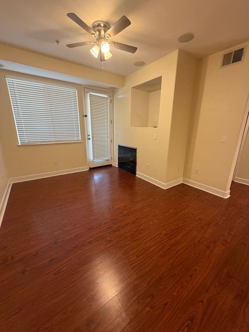 Roseville Condo: 1501 Secret Ravine Pkwy #317