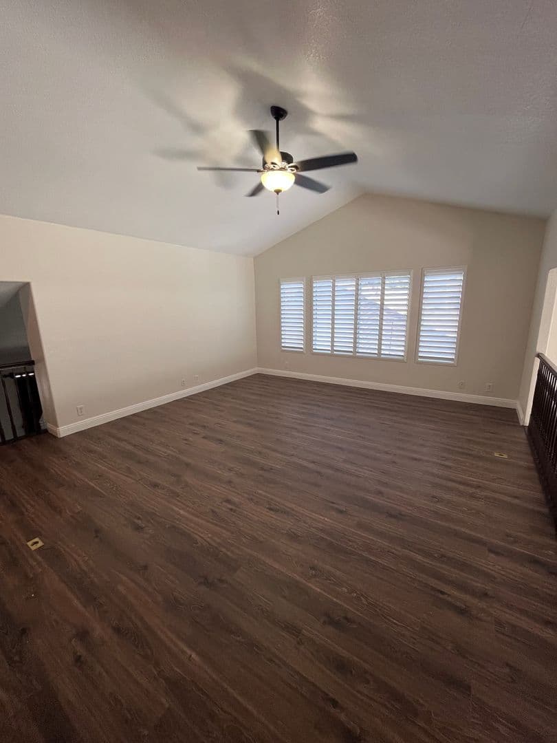 Roseville House: 124 Sky Ridge Court